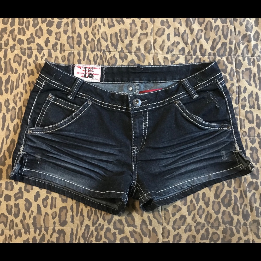 Women’s/ Juniors dark denim shorts Size 13.